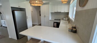 Peninsula BEACH Retreat!