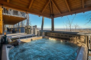 Baignoire à remous extérieure