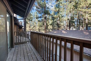Unclassified image, 5 of 22, button - Snow Summit Getaway (Big Bear Lake)