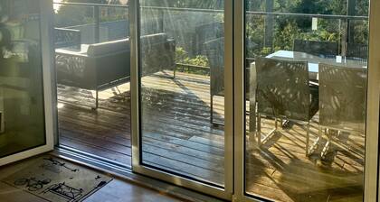 Oceanview and sunsets in Tunstall bay<br>Lisence#00000861<br>