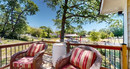 Fully Equipped Orchard near Downtown GA & Airport