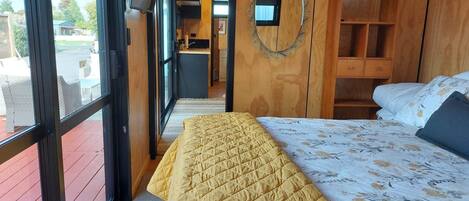 1 soverom, wi-fi (inkludert) og sengetøy