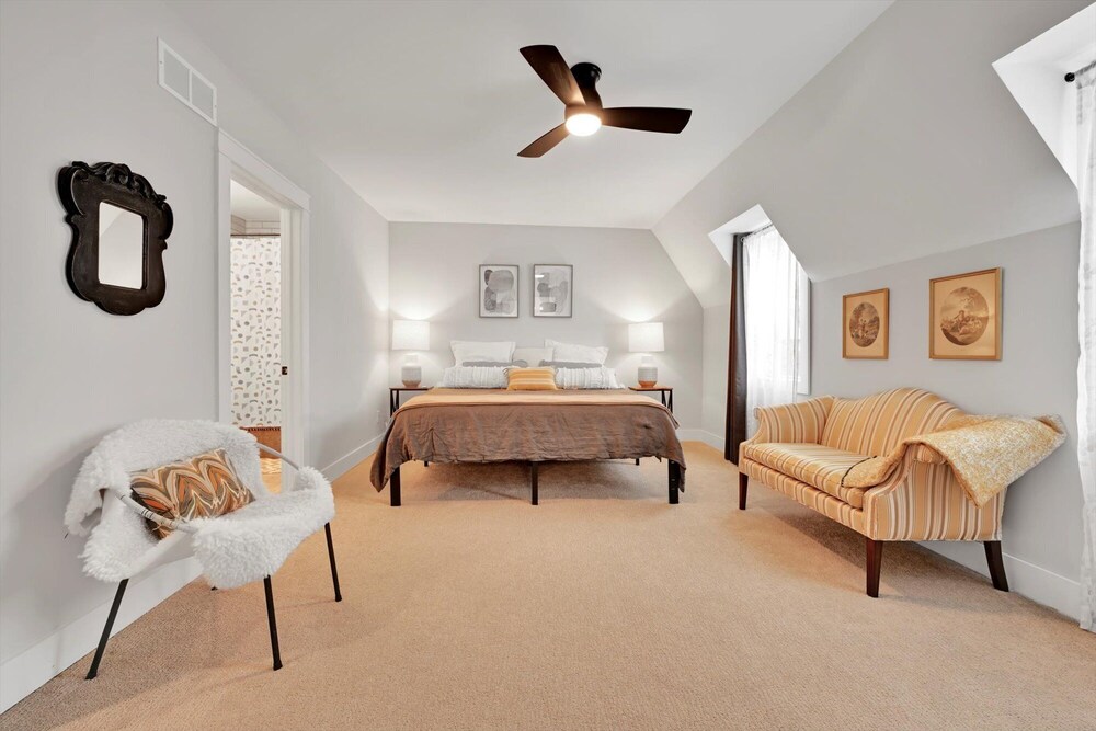 Large Modern Downtown Home with Historic Charm Lancaster Vrbo