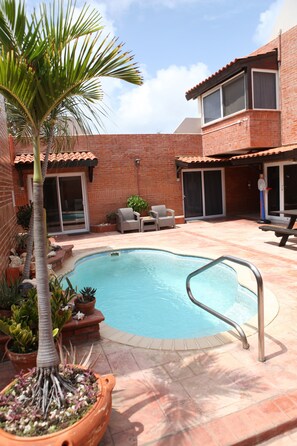 Pool - Charming apartment in peaceful Noord, Aruba (Noord)