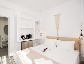 2 bedrooms, in-room safe, iron/ironing board, travel cot