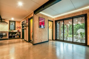 Interior - Joshi’s - Industrial style dog & kid friendly guesthouse (Agnes Water)