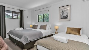 6 soveværelser, strygejern/strygebræt, Wi-Fi, sengetøj