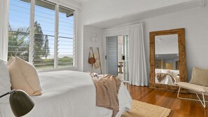 6 bedrooms, WiFi, bed sheets