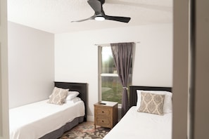 3 bedrooms, free WiFi, bed sheets