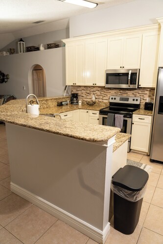 CHEERFUL 3 BEDROOM HOME