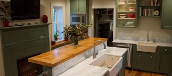 Lincoln Homestead: history, craftsmanship, comfort