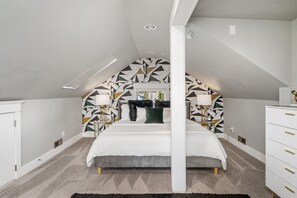 3 bedrooms, travel crib, free WiFi, bed sheets