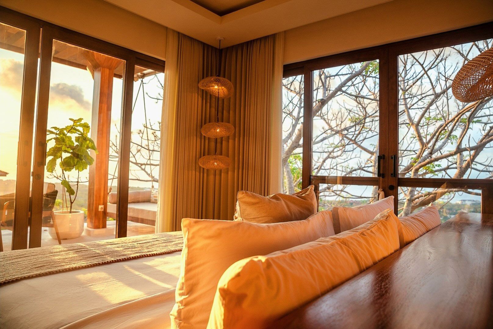 Master Suites Shankara | In-room safe, blackout drapes, iron/ironing board, free WiFi