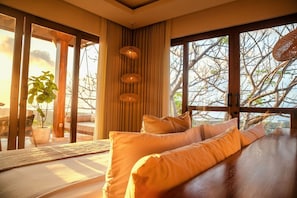 Master Suites Shankara | In-room safe, blackout drapes, iron/ironing board, free WiFi - Uluwatu Sunset Hills (Pecatu)