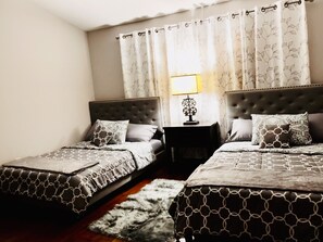 3 dormitoris, planxa i posts de planxar, wifi gratuïta i roba de llit 