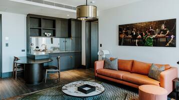 Motley Suite | Living room