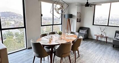 Apartment with exclusive access to shopping center