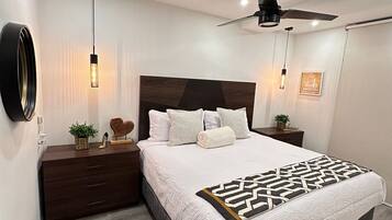 3 bedrooms, in-room safe, desk, iron/ironing board