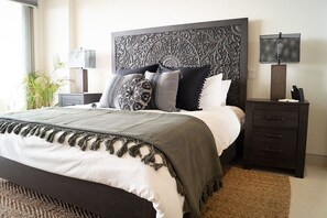 3 bedrooms, in-room safe, iron/ironing board, free WiFi