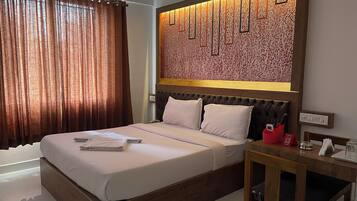 Deluxe Double Room | Bed sheets