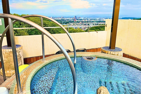 Special Room with outdoor bath | Private spa tub