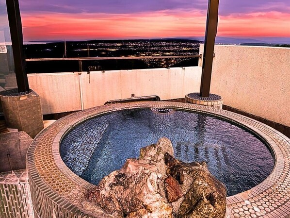 Special Room with outdoor bath | In-room safe, free WiFi, bed sheets - Takasago onsen (Asahikawa)