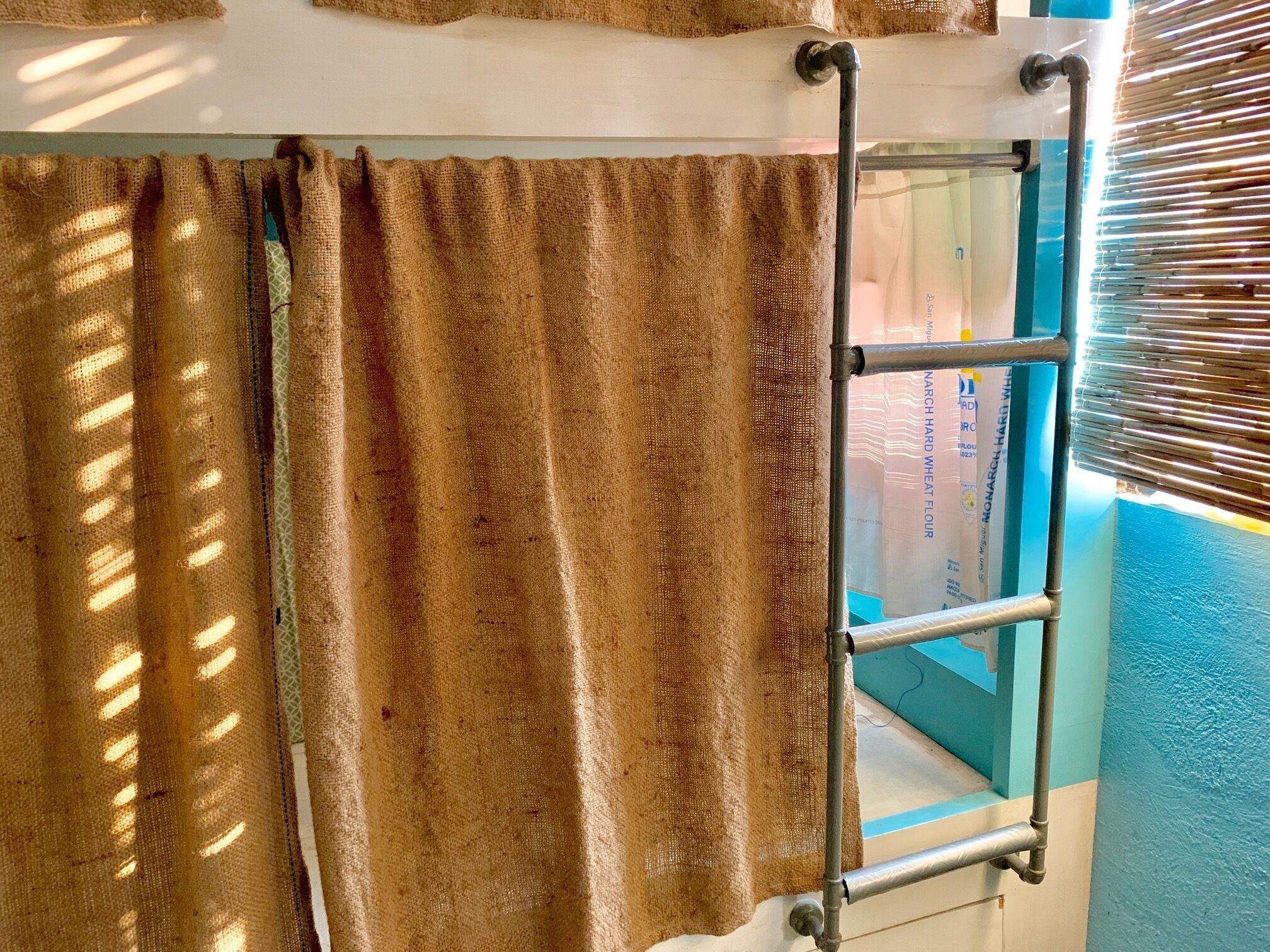 Gemeinsamer Comfort-Schlafsaal, 1 Einzelbett, Nichtraucher | Laptopgeeigneter Arbeitsplatz