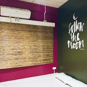 Comfort Double Room, 1 Double Bed, Non Smoking | Laptop workspace - Moon Fools Hostel (Panglao)