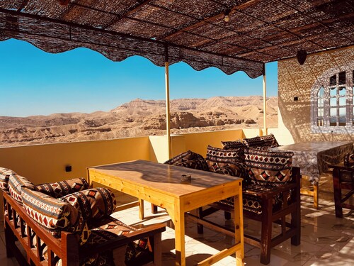 Royal Mountain Hotel