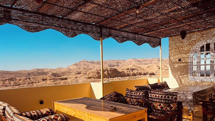 Royal Mountain Hotel