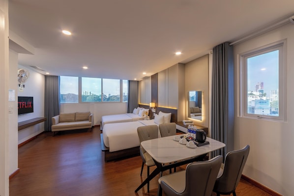 Family Triple Room | Minibar, in-room safe, iron/ironing board, free WiFi - A25 Hotel - 55 Cach Mang Thang 8 (Ho Chi Minh City)