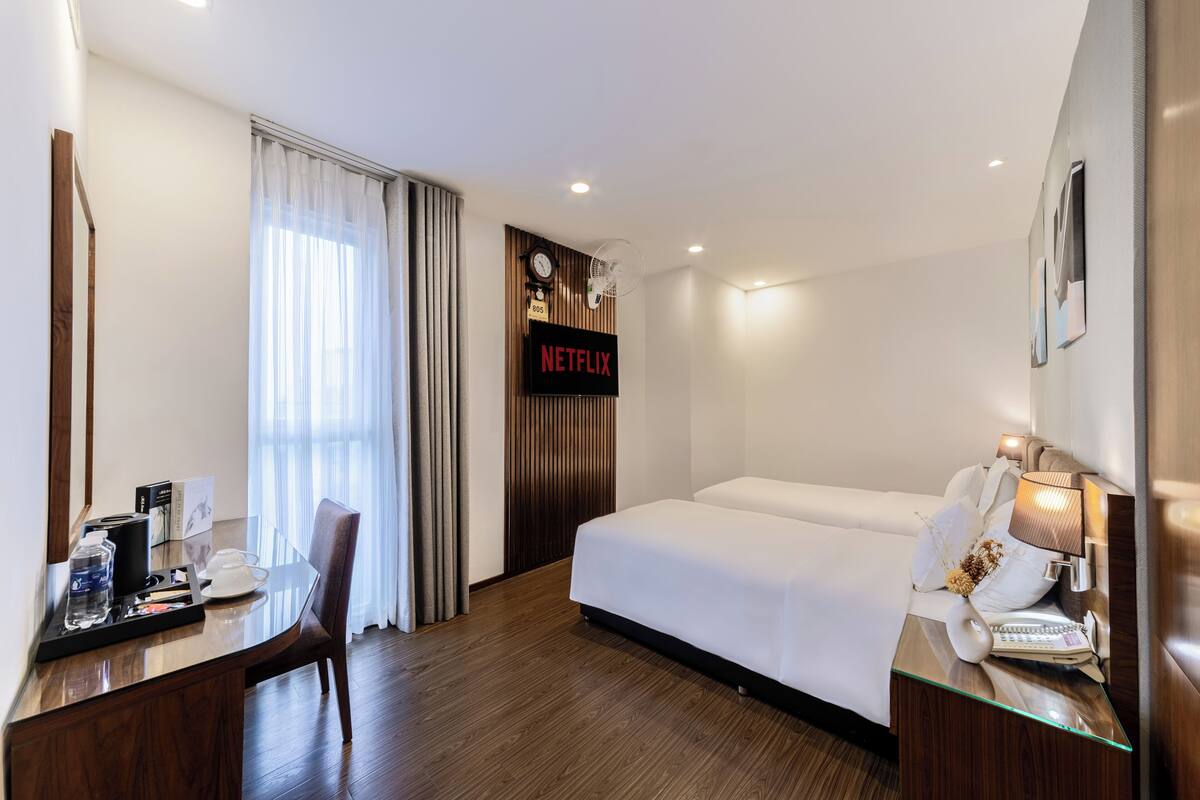 Kamar Twin Superior | Minibar, brankas, setrika/meja setrika, dan tempat tidur bayi