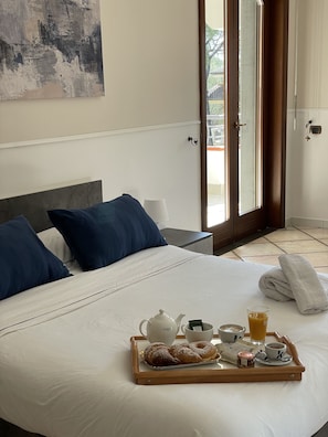 Free daily cooked-to-order breakfast  - Palazzo Excelsus  (Terzigno)