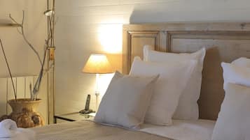 Superior Double or Twin Room (L'Etable) | In-room safe, individually decorated, individually furnished, desk