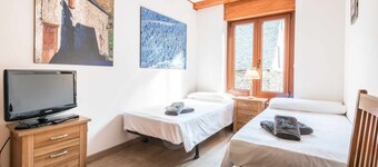 Riu Nere by SeaMount Rentals