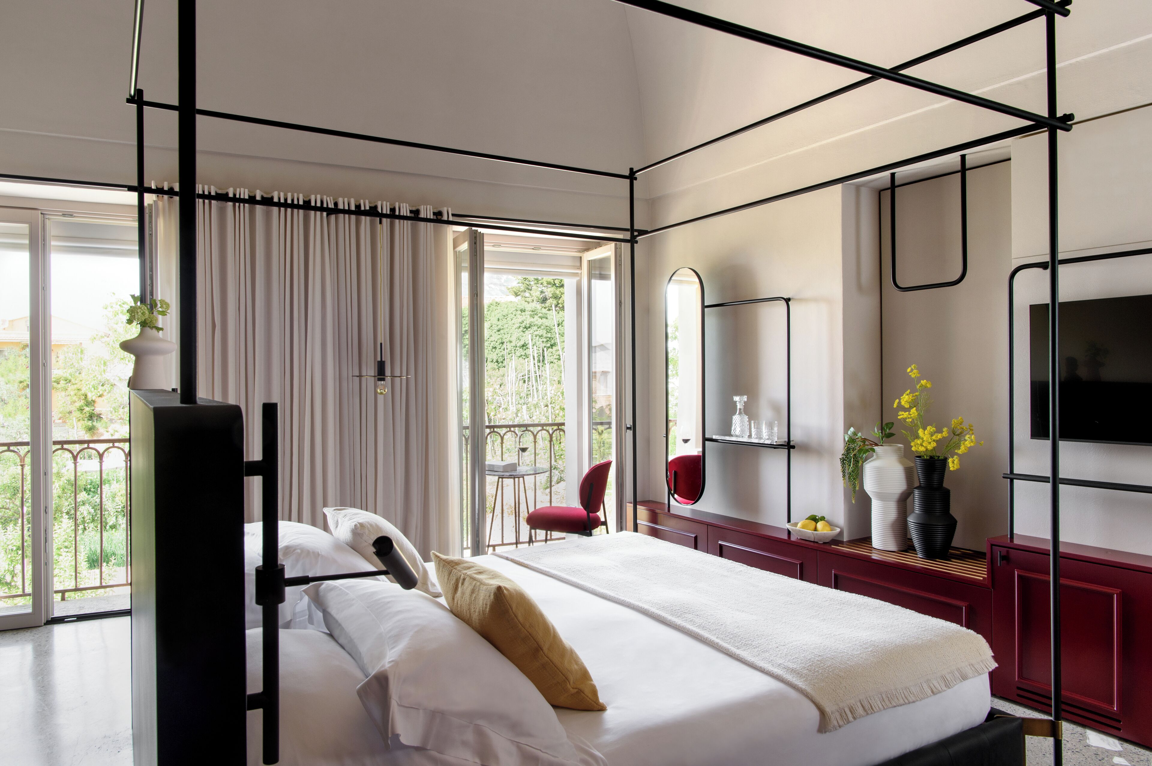 Comfort Room | Premium bedding, memory foam beds, in-room safe, individually furnished