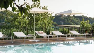 Seasonal outdoor pool