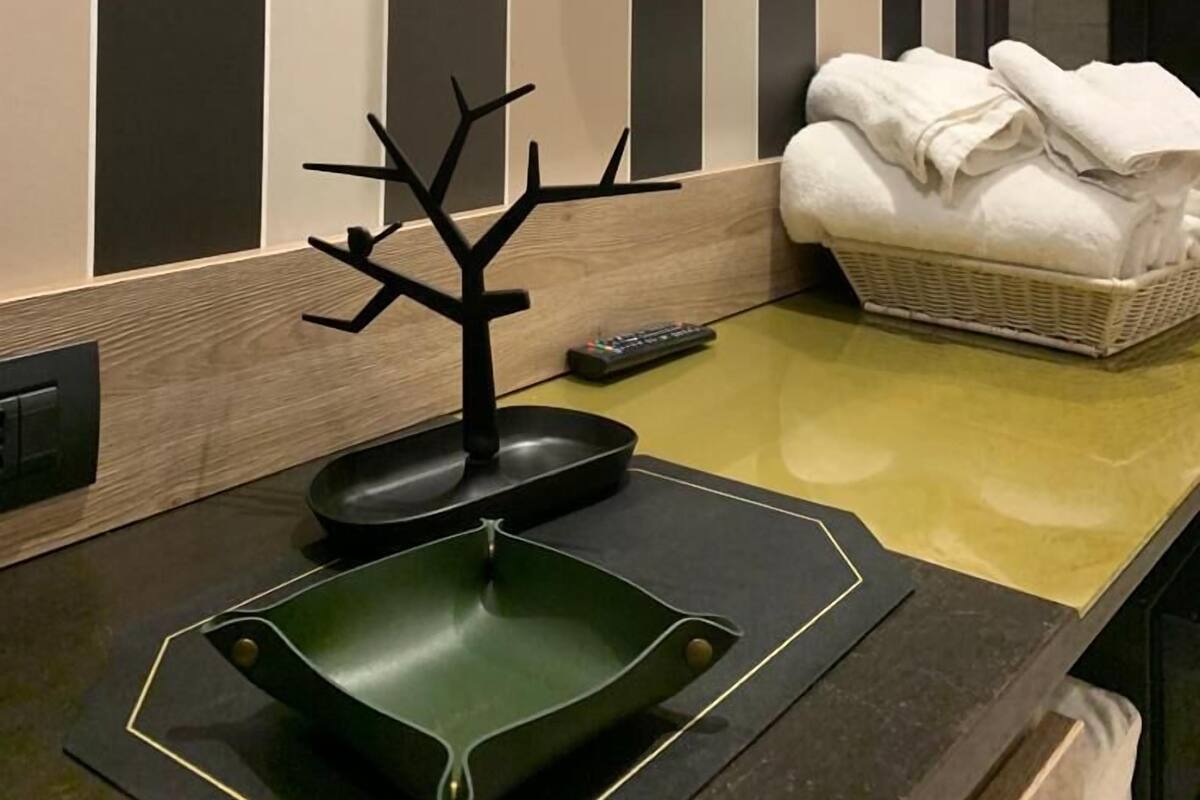 Caja de seguridad en la habitación y cortinas blackout 