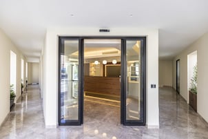 Fachada de la propiedad