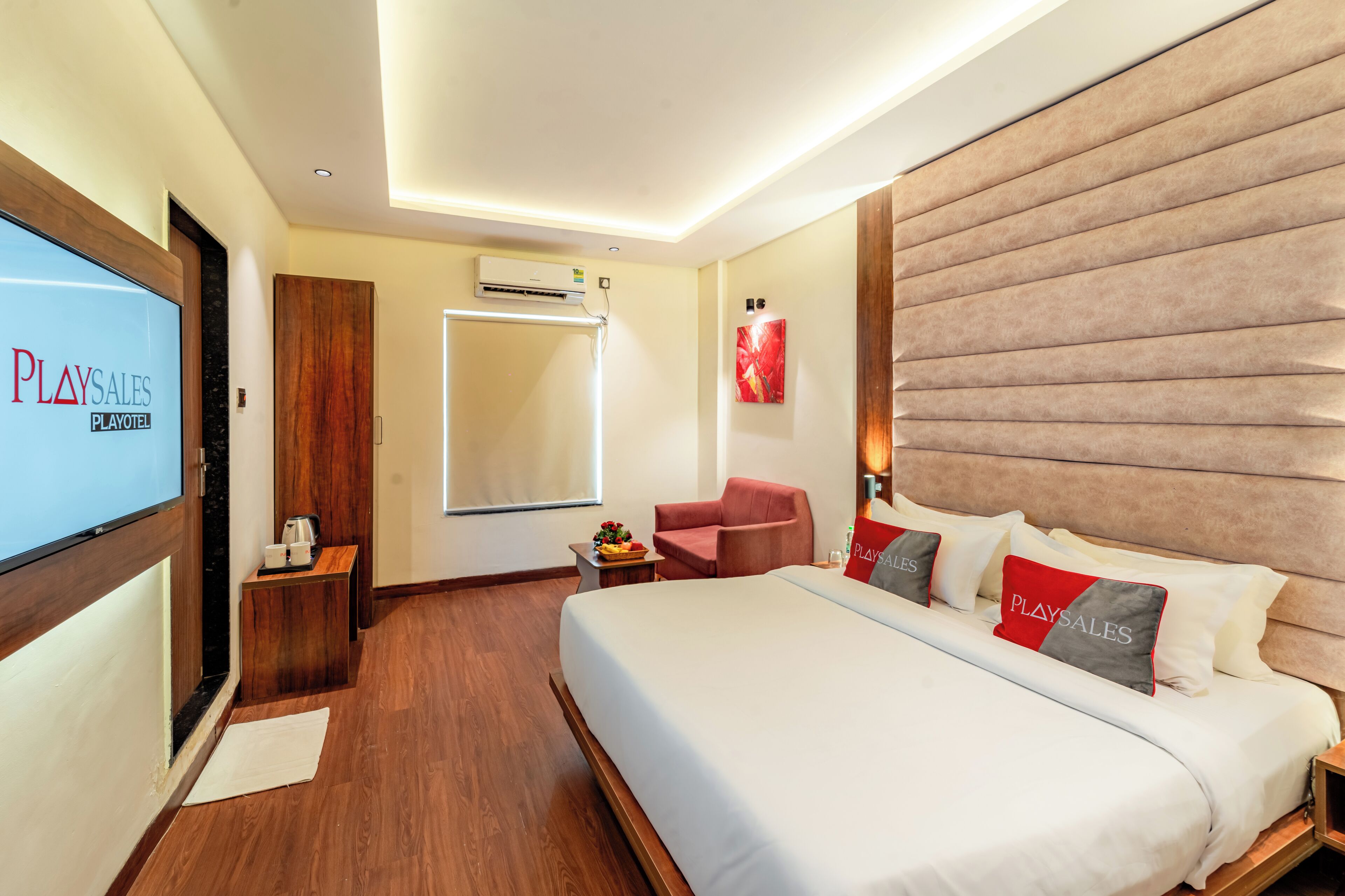 Premium Room | Premium bedding, Select Comfort beds, minibar, in-room safe
