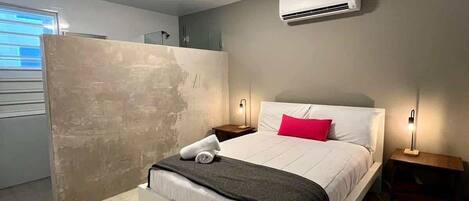 4 bedrooms, iron/ironing board, travel cot, WiFi