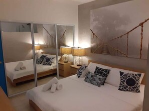 3 bedrooms, iron/ironing board, travel crib, WiFi