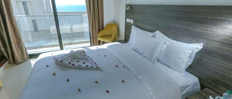 Quarto sênior | Cortinas blackout, quartos à prova de som, Wi-Fi de cortesia