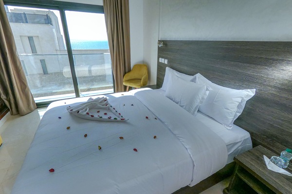 Habitació sènior | Cortines opaques, habitacions insonoritzades i wifi gratuïta