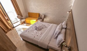 Senior kamer | Verduisterende gordijnen, geluiddichte muren, gratis wifi, beddengoed