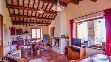 Smart-tv och en stereo