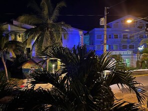 Exterior - Sosua central studio, perfect for single men! Pool and billiard table (Sosúa)