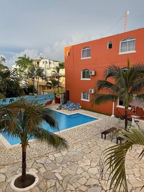 Pool - Sosua central studio, perfect for single men! Pool and billiard table (Sosúa)