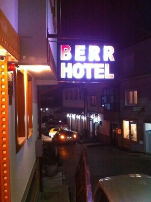 Reception - BERR (Sarajevo)