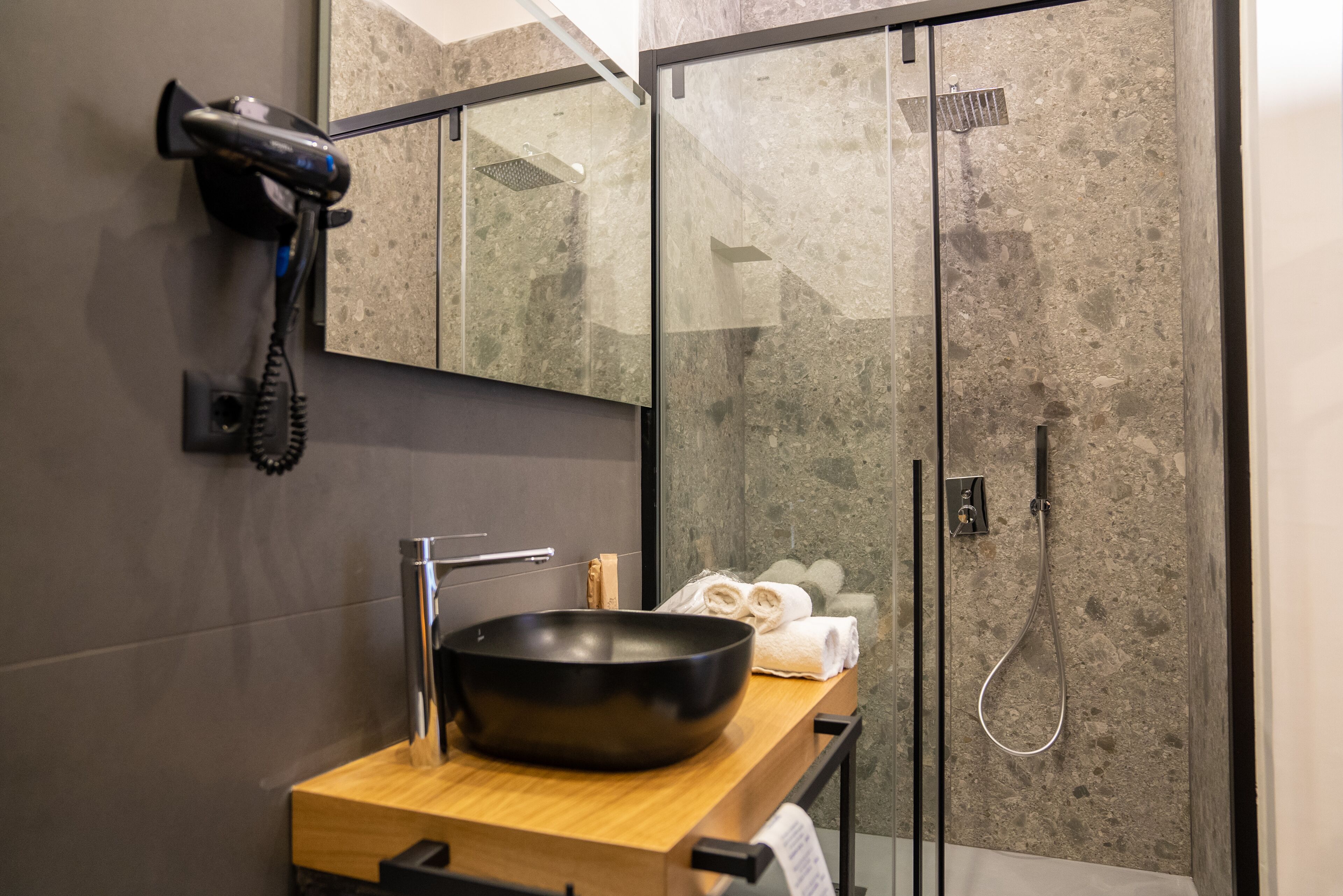 Photo - Hart Boutique Rooms